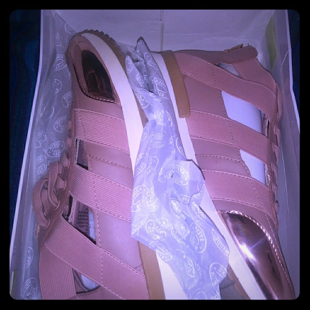 Steve Madden- blush color.